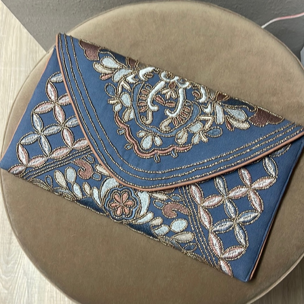 Francesca’s beaded gold chain clutch